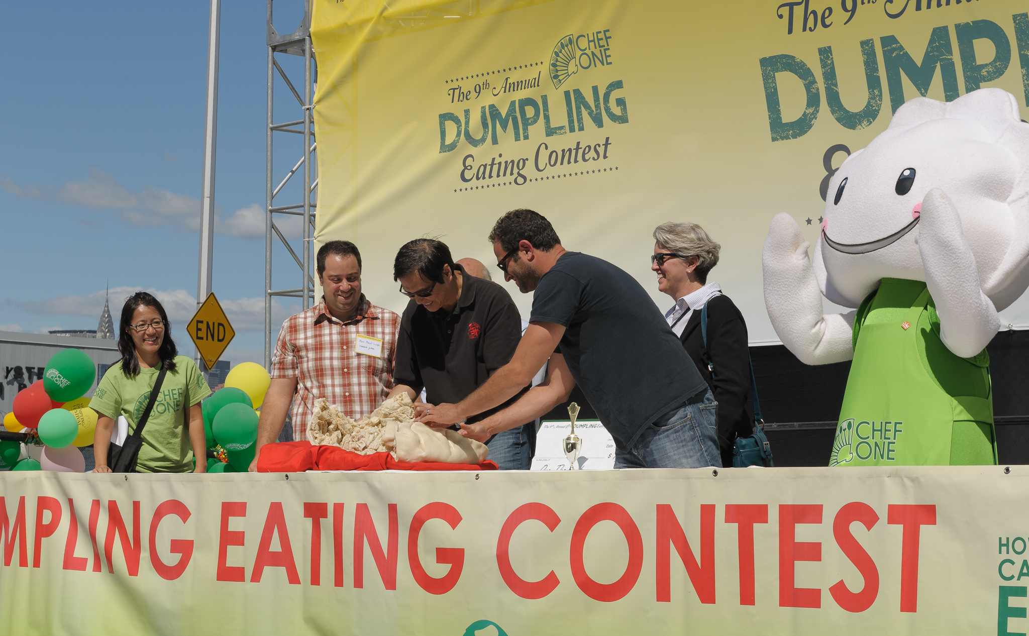 dumpling eating contest williamsburg 2012
