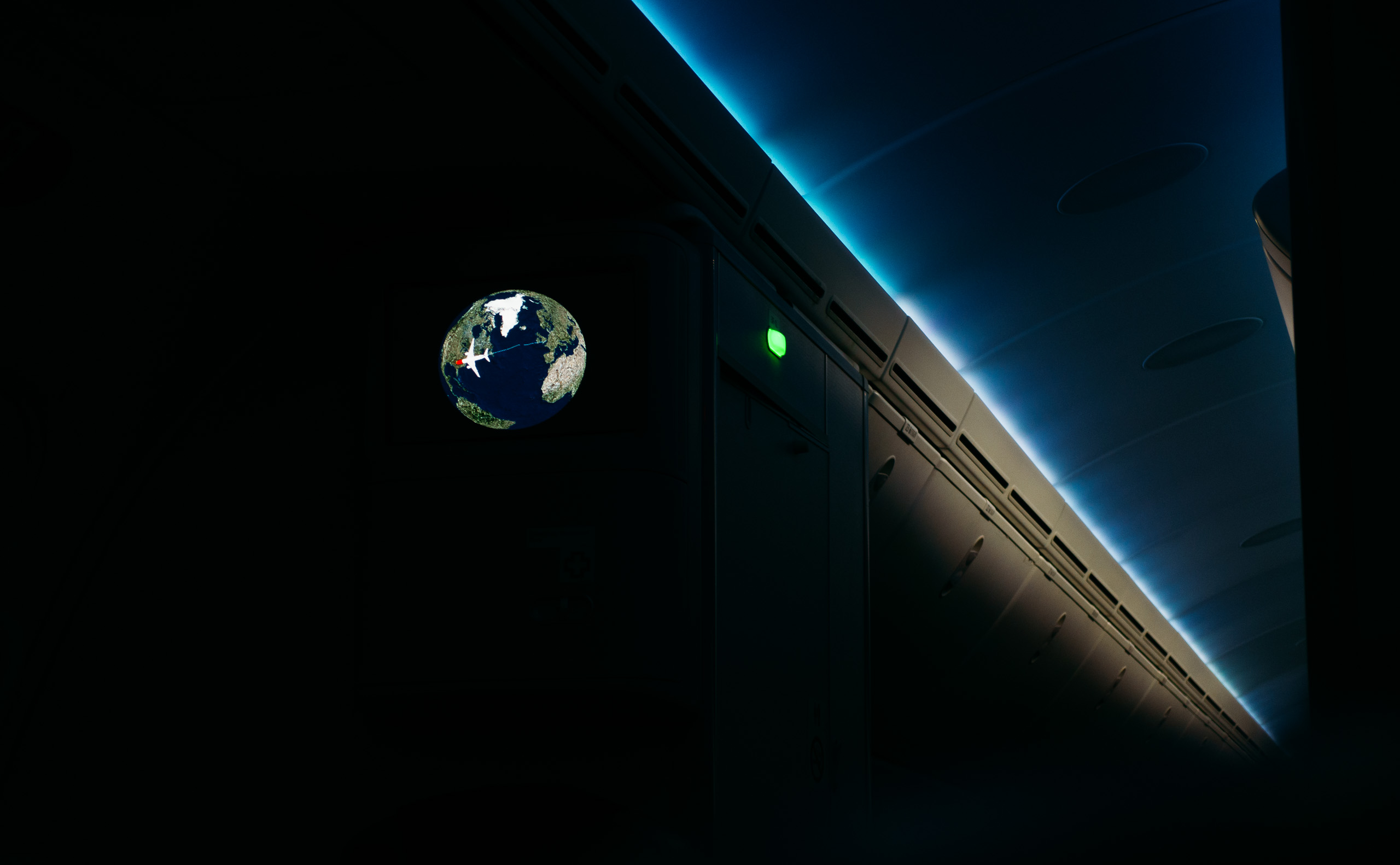 Cabin display of the aircraft's progress from London to NYC