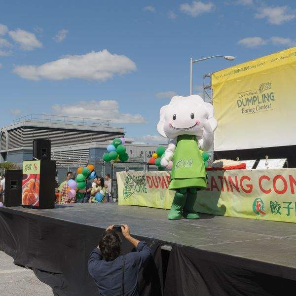 dumpling eating contest williamsburg 2012