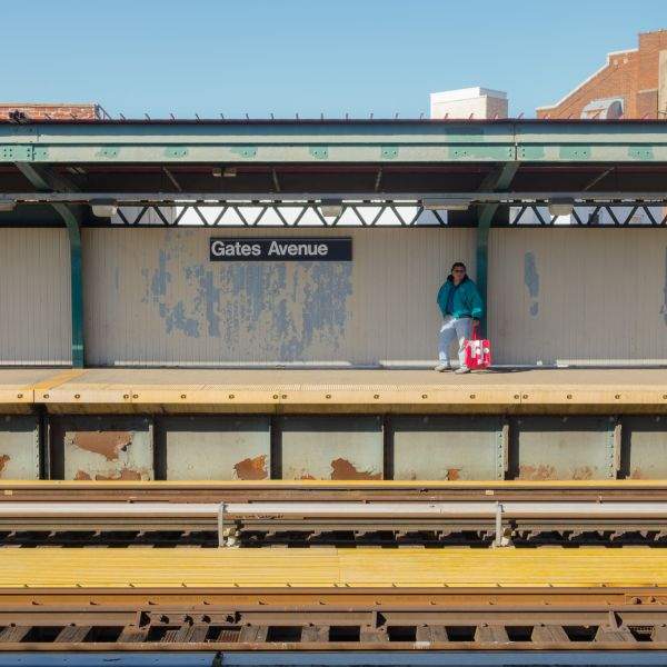 man train jz stop gates ave bed-stuy brooklyn