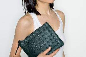 model with handbag