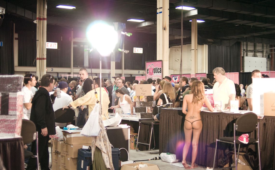 exxxotica 2008 adult convention