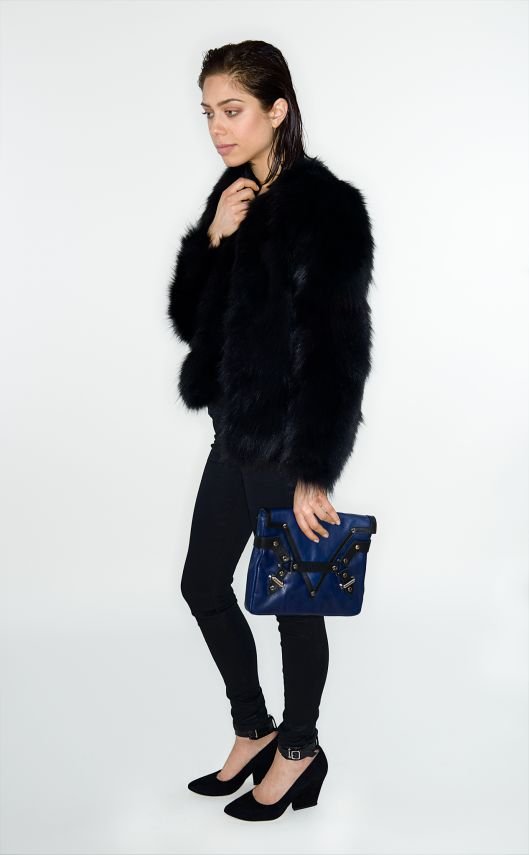 model with handbag