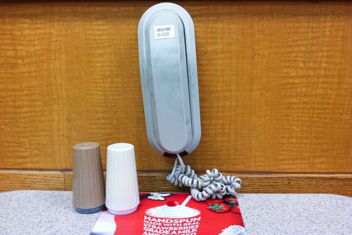 wendys technology hamburgers phones data ethernet cable jack