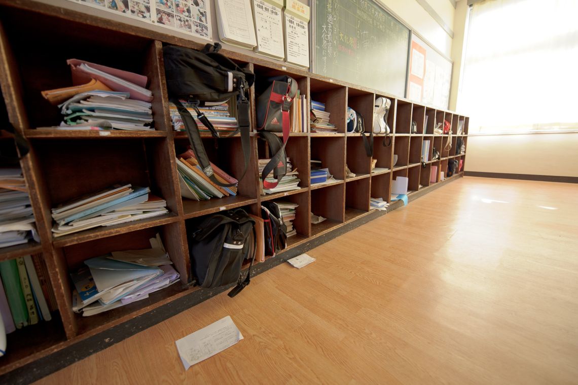 facilities at a middle school in nawa, yonago, classroom