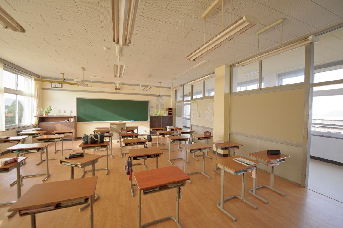 facilities at a middle school in nawa, yonago, classroom
