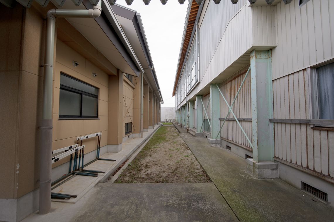 facilities at a middle school in nawa, yonago