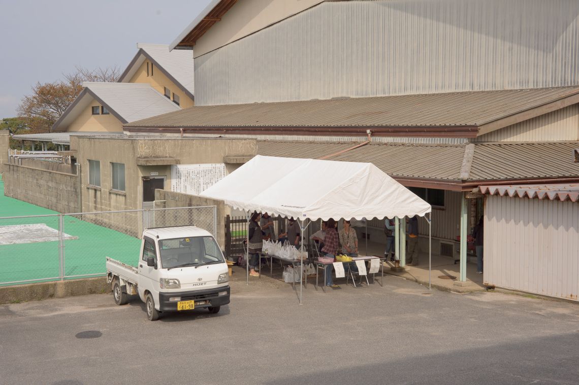 facilities at a middle school in nawa, yonago