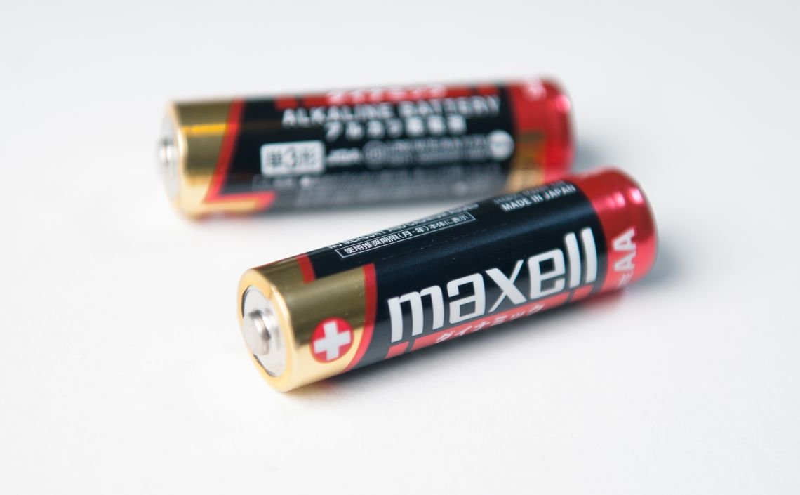 Sad Maxell Batteries