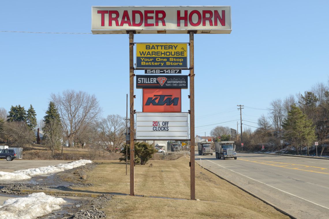 trader horn road sign rural pennsylvania