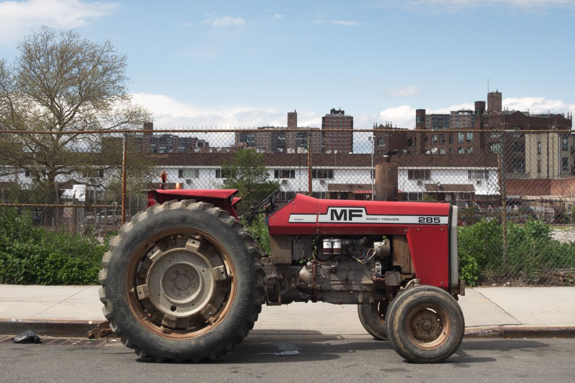 tractor brooklyn bed-stuy