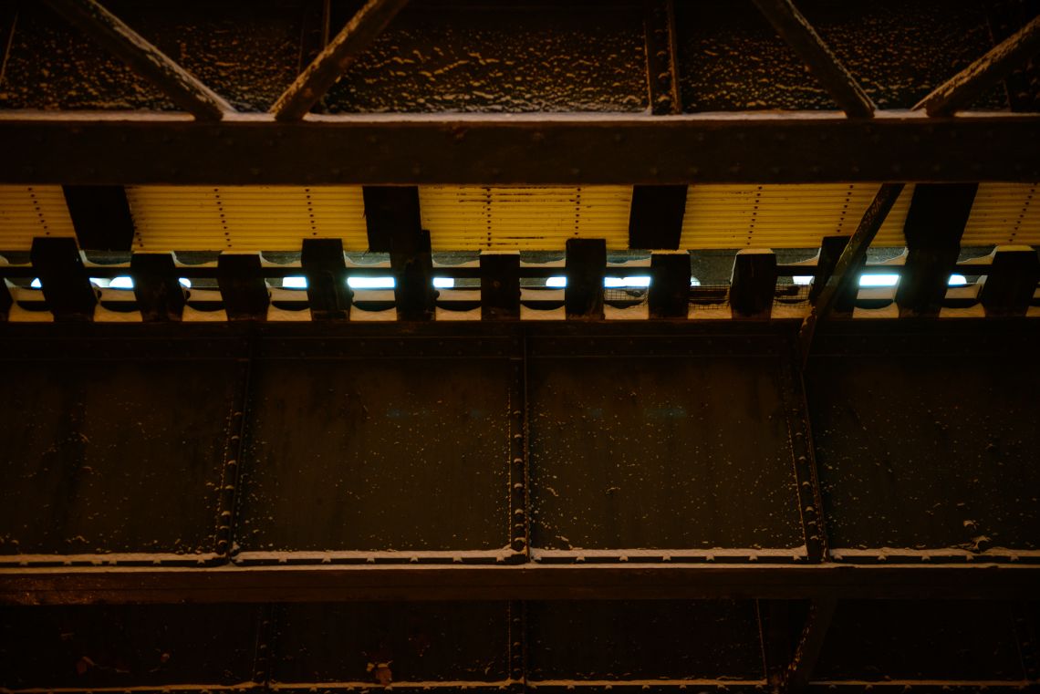 j train passing overhead