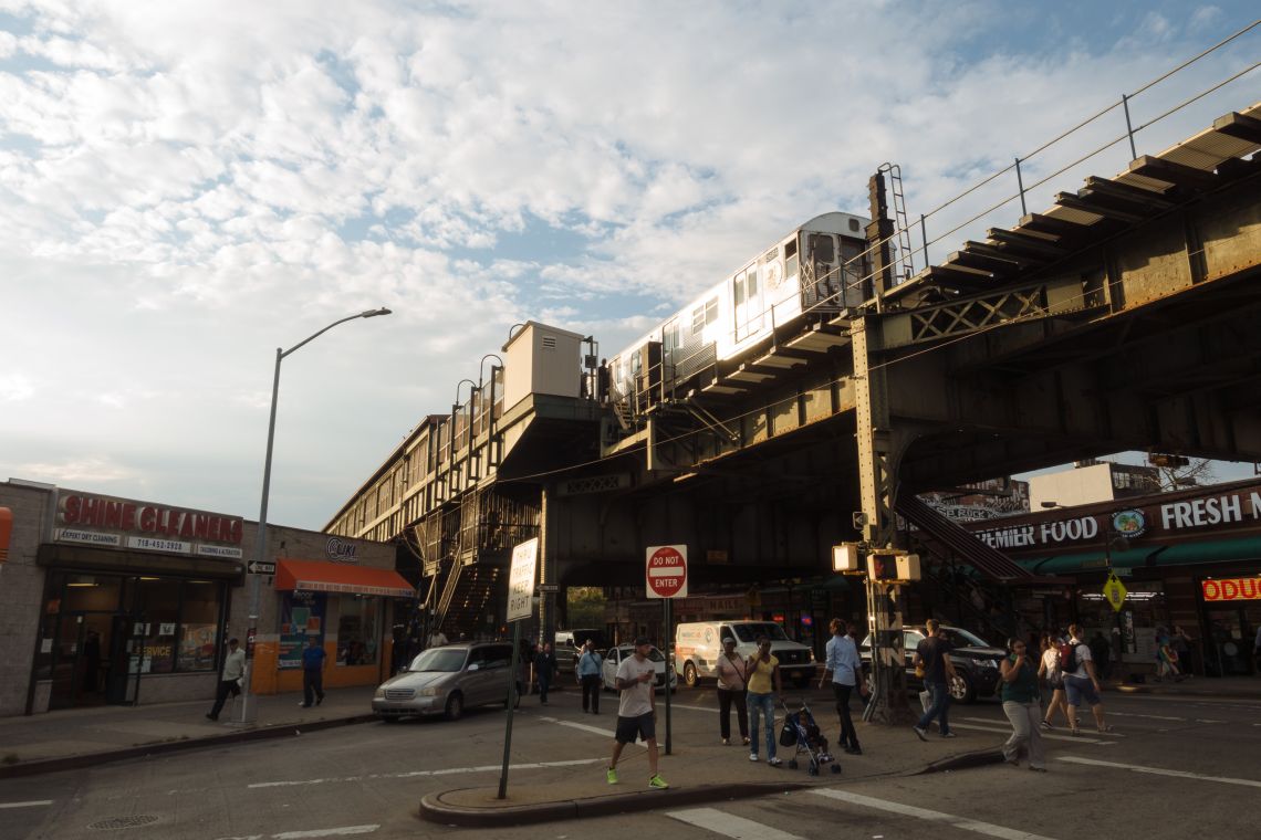 J Train at Kosciusko Street