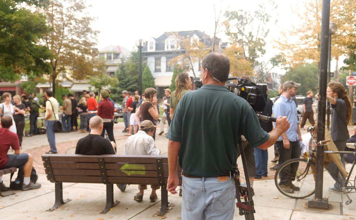 g20 pittsburgh friendship park gathering people peaceful