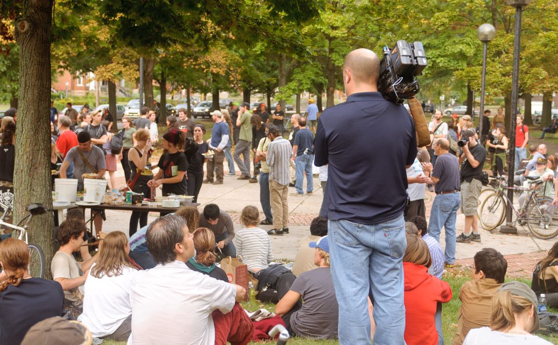 g20 pittsburgh friendship park gathering people peaceful