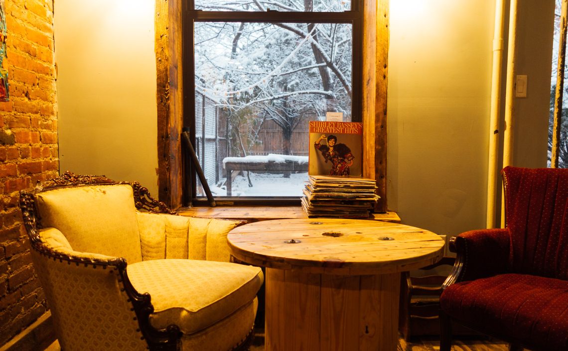 snow window kava schteeble