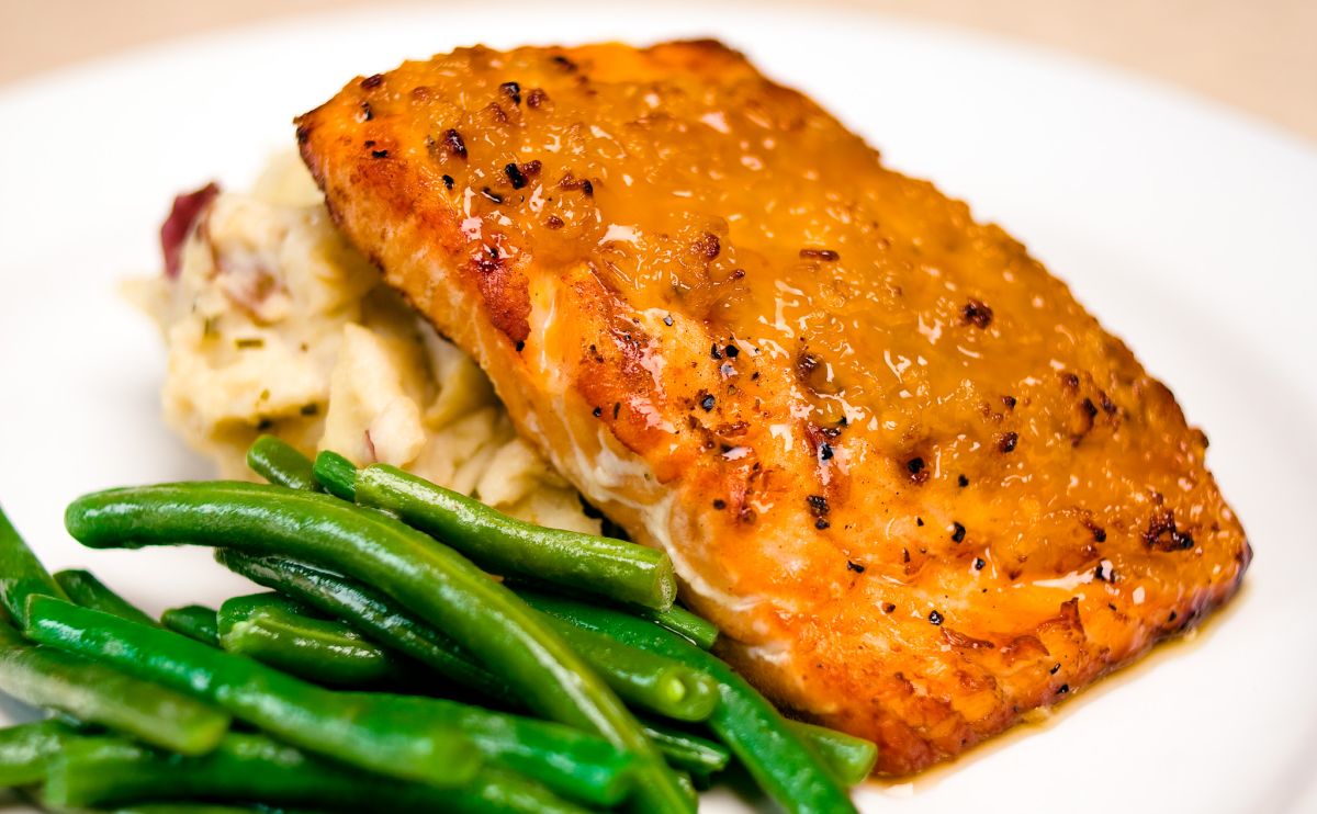 Grilled Salmon at Piper's Pub