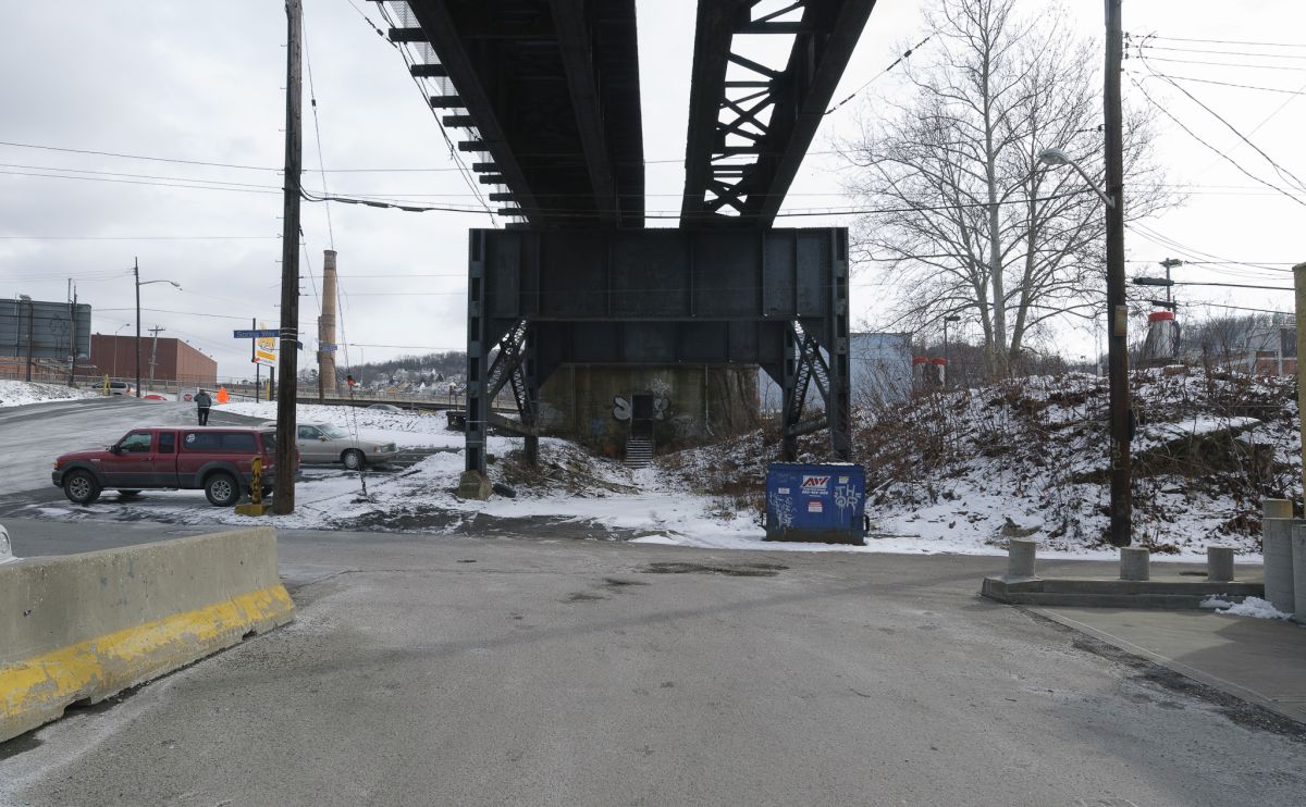 33rd street pittsburgh cormac mccarthy bridge the road