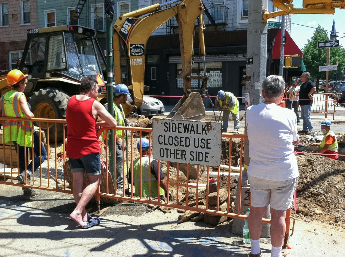 construction nassau avenue greenpoint