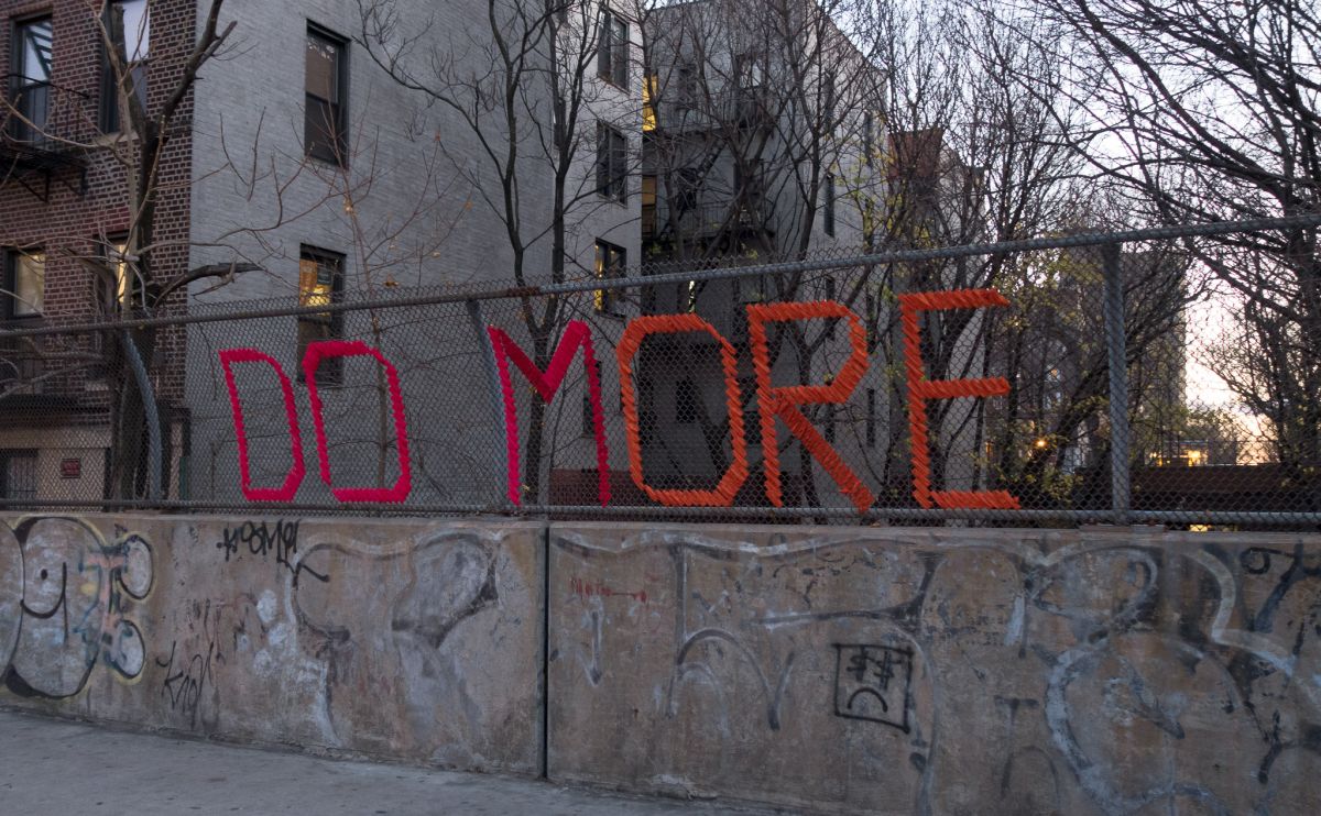 do more streamer in fence