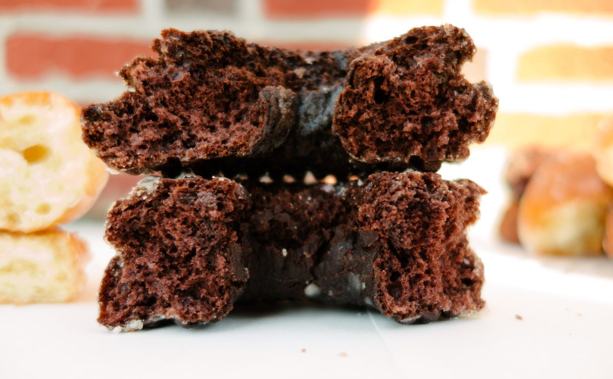 Chocolat Cake Donuts from both Moe's Doughs and Peter Pan Donuts and Pastries
