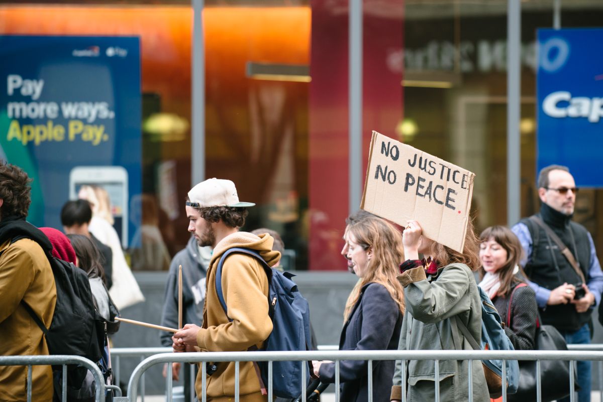 marchers at may day nyc 2015
