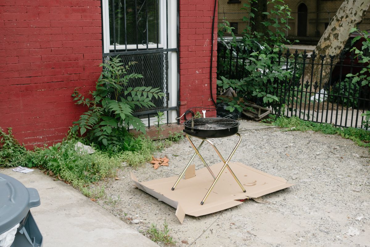 grill set up by idiots fire imminent