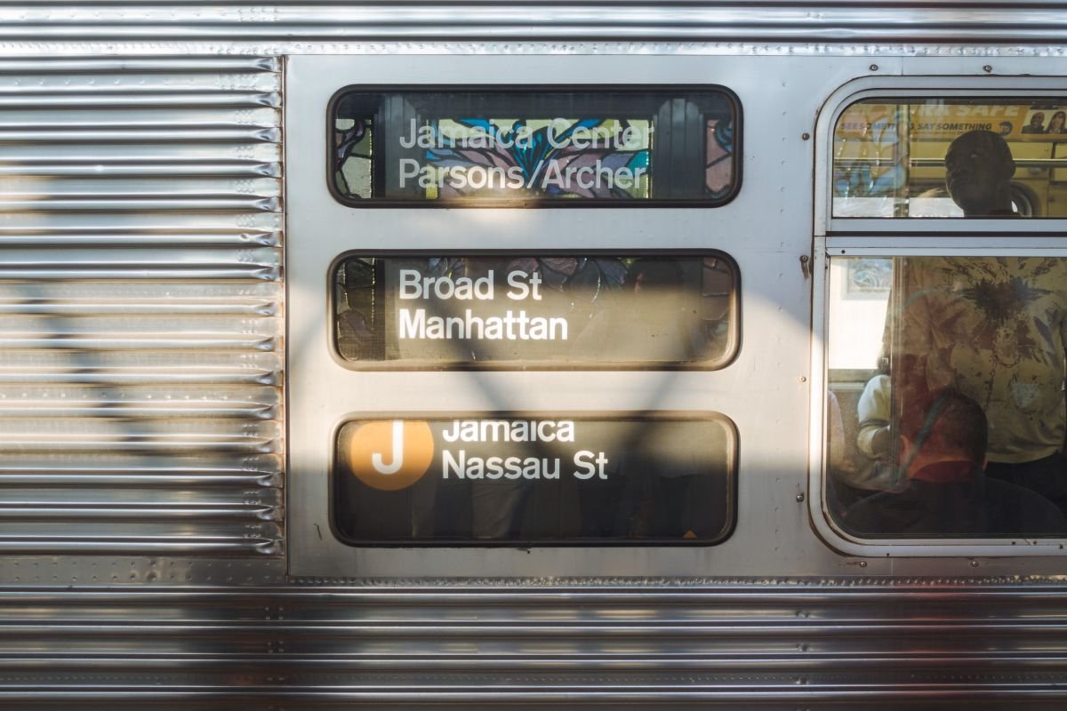 J Train at Kosciusko Street