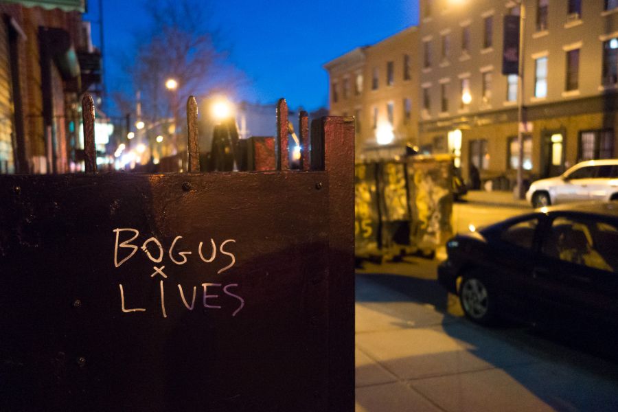 graffiti in greenpoint